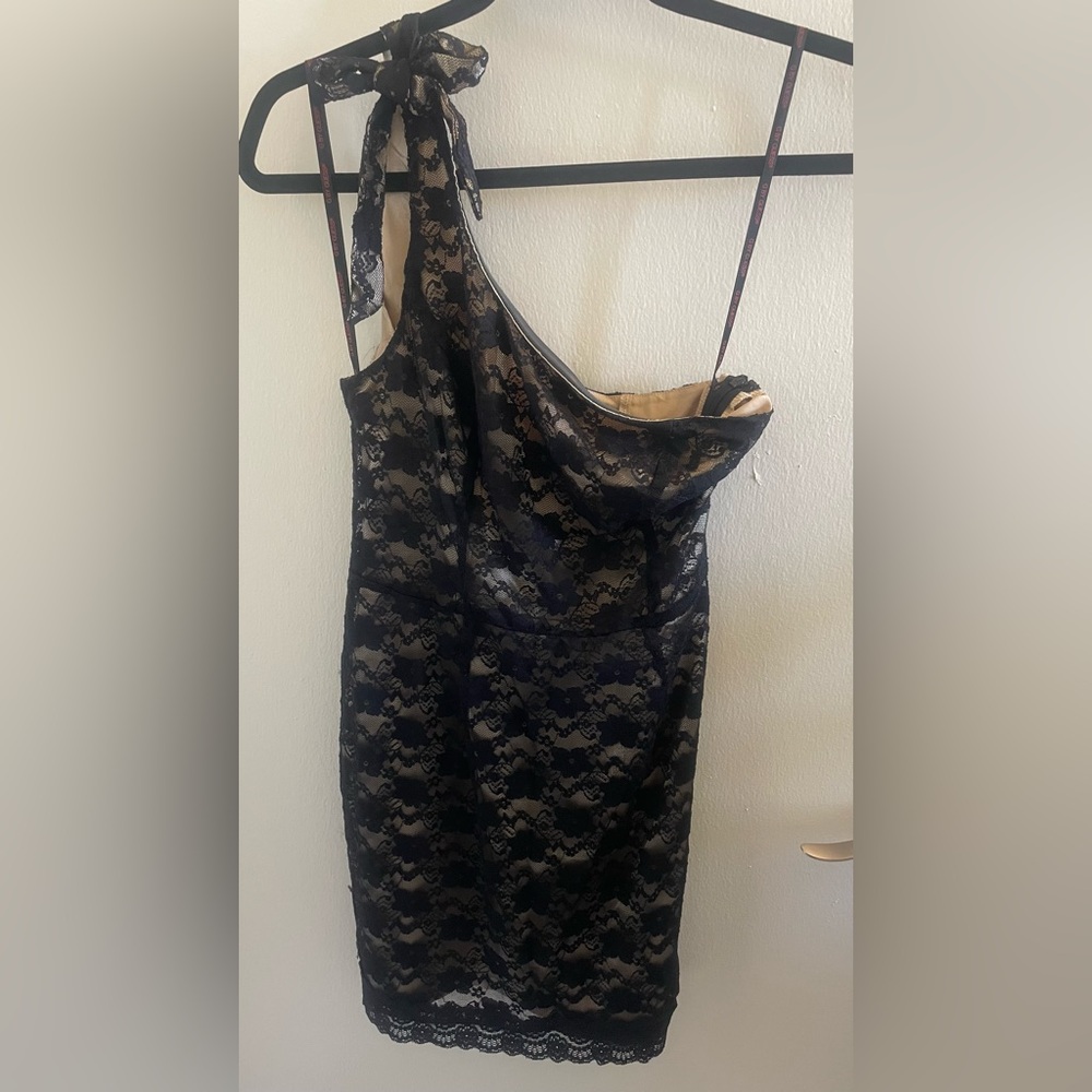 G by Guess Black Lace One-Shoulder Dress